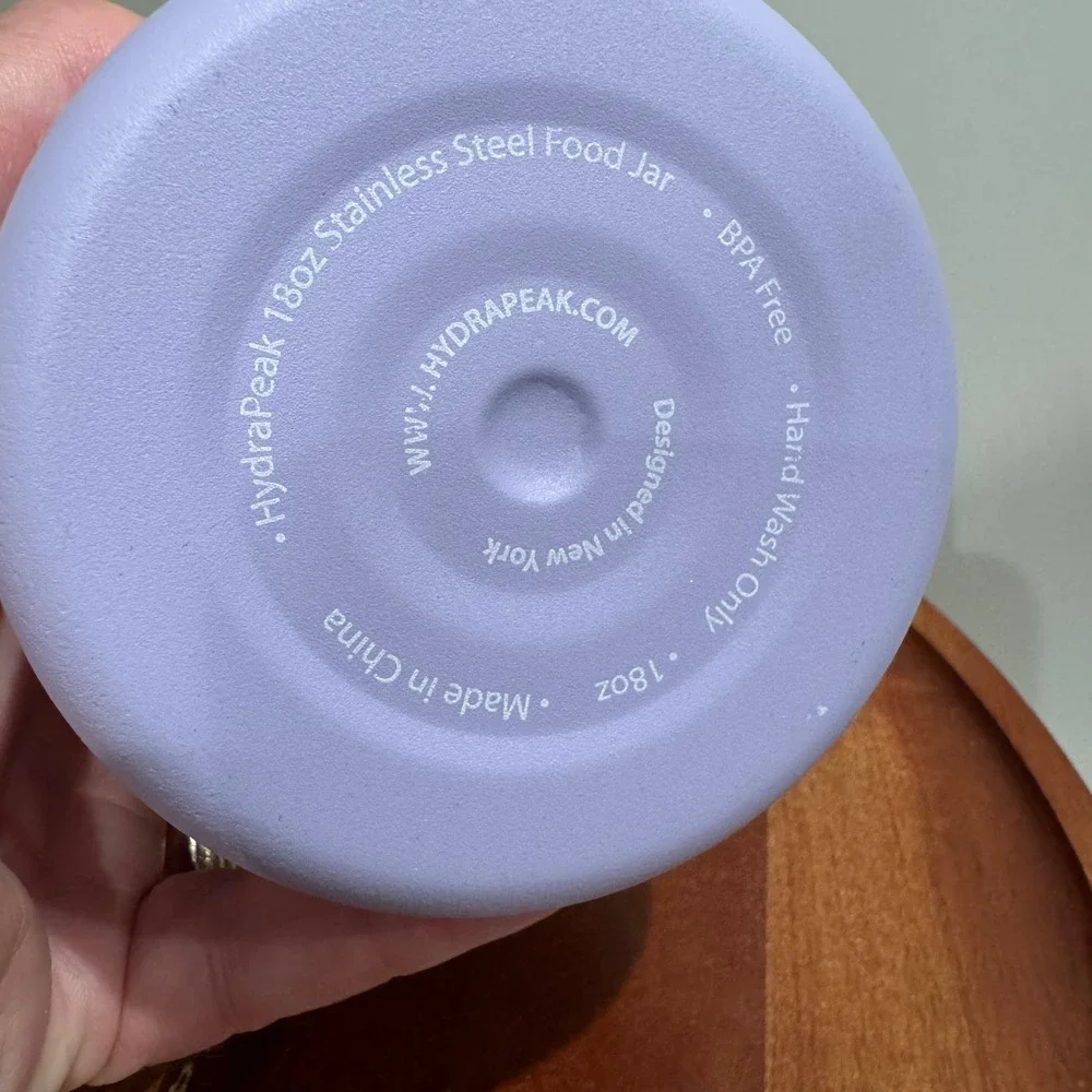 Hydrapeak 18oz vacuum
